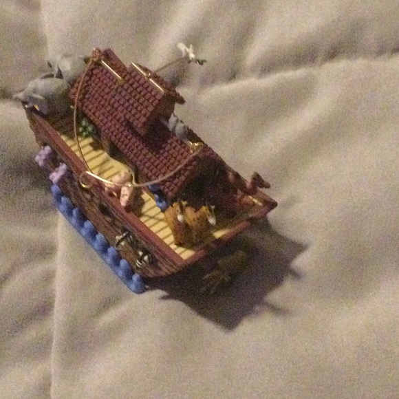 Hallmark Christmas Ornament - Picture 6 of 9